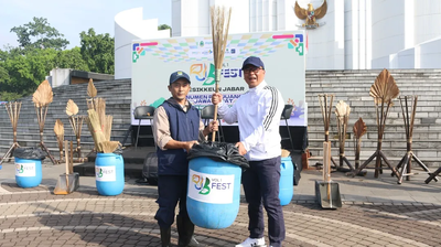 Ratusan Peserta Turun ke Monpera untuk Dukung Gerakan Resikkeun Jabar