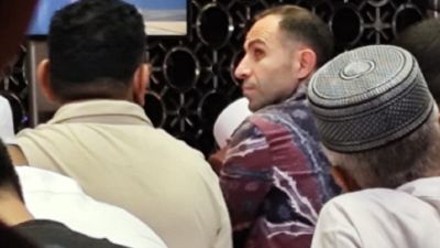 Timur Kapadze Salat Jumat di Masjid Istiqlal dan Ketertarikan Melatih Timnas Indonesia