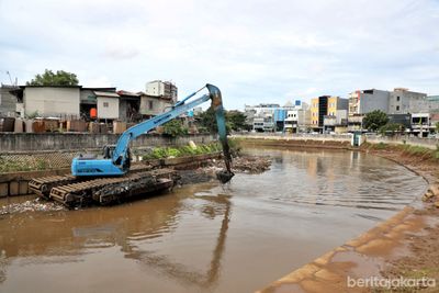 Normalisasi Sungai Ciliwung Fokus di Cililitan dan Pangadegan
