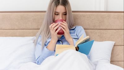 Mengkonsumsi Teh Sebelum Tidur: Aman atau Tidak?