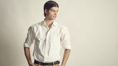 Stylish dengan Kemeja Putih: Tips Padu Padan untuk Penampilan Modern