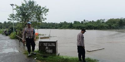 Hujan Deras? Polsek Dewantara Sudah Standby Cek Lokasi Rawan Banjir