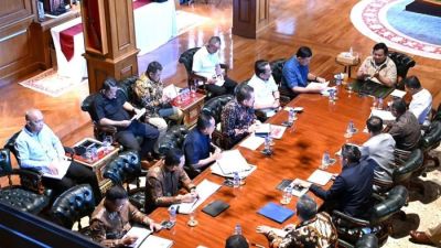 Rapat Terbatas Prabowo Subianto Bahas Penertiban Hutan dan Pertambangan