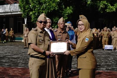 Bupati Garut Pimpin Apel Gabungan Peringatan HKN ke-61, Tekankan Pentingnya Kesehatan Fisik dan Mental