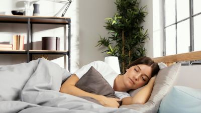 Kebiasaan Tidur Siang: Manfaat dan Risiko bagi Kesehatan