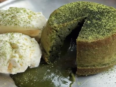 17 Ide Nama Usaha Matcha Lava Cake yang Unik dan Bikin Orang Penasaran