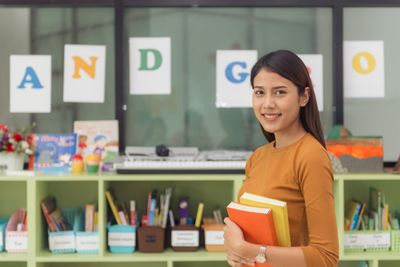 5 Arti Mimpi Mengajar Menurut Primbon Jawa, Pertanda Baik atau Buruk?