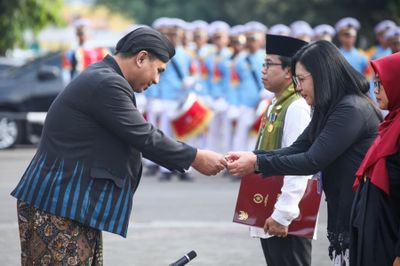Peringati Hari Guru, Pemprov Jateng Beri Perhatian Penuh untuk Guru Non ASN dan Swasta
