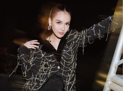 Dituding Jadi Mesin ATM Keluarga, Ayu Ting Ting Beri Peringatan Tegas: Tugas Gue sebagai Anak!