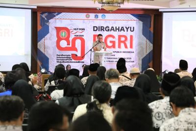 Wali Kota Anwar Apresiasi Peran Guru dalam Mencerdaskan Bangsa