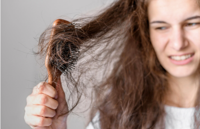 Rambut Rontok Makin Ganggu? Ternyata Ini Penyebabnya yang Sering Dianggap Remeh