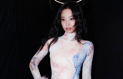 Jennie BLACKPINK Jajal Misi Penyamaran di The Secret Friends Club: Aku Merasa Seperti Agen Rahasiaa