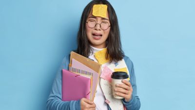 Drama Dalam Kehidupan Sosial: Antara Daya Tarik dan Stres Emosional