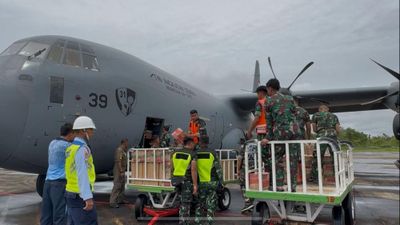 Bantuan Darurat Presiden Prabowo Tiba di Sumbar untuk Korban Banjir dan Longsor