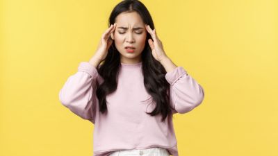 Mengenali Penyebab dan Pengobatan Sakit Kepala Tiba-Tiba