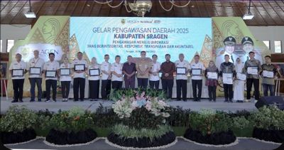 BLT Disalurkan Bupati Sragen ikut Mendampingi demi Keamanan