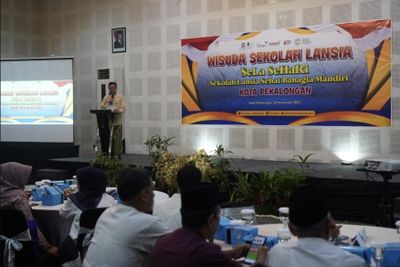 Umur Tak Menghalangi Pendidikan, 153 Lansia Ikuti Prosesi Wisuda