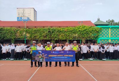 Sosialisasi Keselamatan Berkendara, Satlantas Polres Metro Tangerang Kota Kunjungi SMA Yuppentek