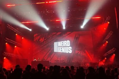 Pecah! Weird Genius Jadi Pembuka Konser Rich Brian Where Is My Head?