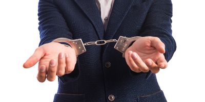 Penganiayaan Sadis, Satu Tewas, Lainnya Luka-Luka di Wori