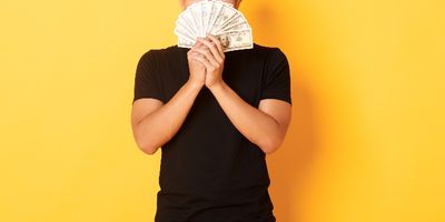 ASN Bendahara di Polda Sulut Jadi Tersangka Korupsi 1,3 Miliar!
