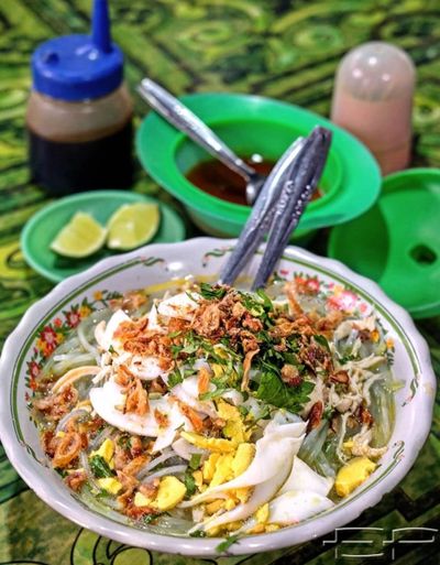 Mencari Soto Banjar Terdekat? Nikmati Kelezatan Khas Kalimantan!
