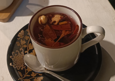 Wedang Uwuh Minuman Tradisional dengan Rasa Hangat dan Banyak Manfaat