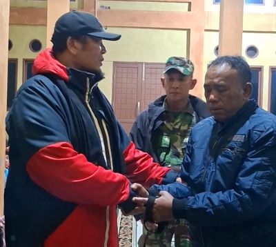 Wakil Ketua DPRK Aceh Tengah Salurkan Bantuan ke Desa Daling, Bebesan