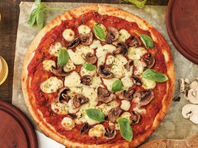 17 Ide Nama Usaha Pizza Jamur yang Keren, Unik, dan Bikin Orang Penasaran