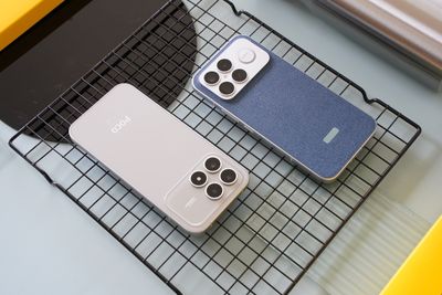 POCO F8 Ultra vs F8 Pro: Bedanya Apa Sih?