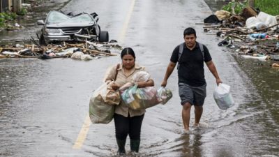 Menjaga Keselamatan di Musim Hujan: Langkah Mitigasi Bencana di Indonesia