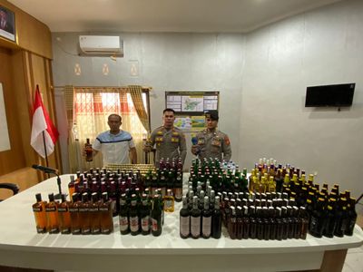 Polsek Kongbeng Intensifkan Cipta Kondisi, Ratusan Miras Tak Berizin Disita