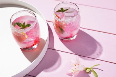 Minuman Kolagen vs Suplement Kolagen, Mana yang Lebih Efektif untuk Kecantikan Kulit?
