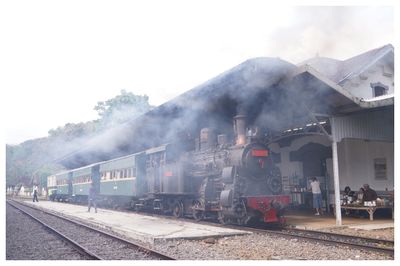 KAI Wisata & Daop 4 Semarang Bersinergi Jaga Jalur Kereta Heritage Tetap Aman