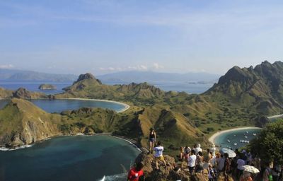 Di Tepi Komodo, Negara Diuji: Skandal Pertambangan Ilegal dan Agenda Pembersihan Sumber Daya