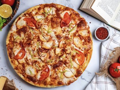 17 Ide Nama Usaha Pizza Daging Ayam yang Bikin Laris Manis