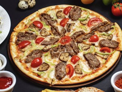 17 Ide Nama Usaha Pizza Daging Sapi yang Bikin Daganganmu Makin Hits