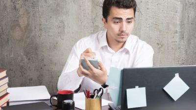 Mengatasi Distraksi di Era Digital: Strategi untuk Meningkatkan Fokus dan Produktivitas
