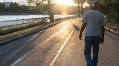 Jalan Sore: Solusi Efektif Mengatasi Stres