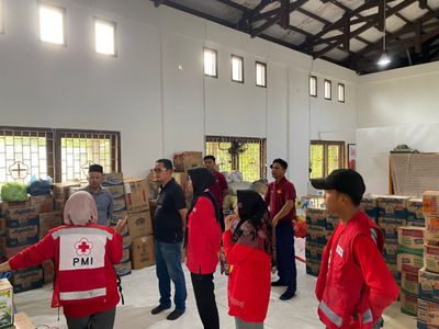 Warga Aceh Jaya Kumpulkan Bantuan untuk Aceh Timur