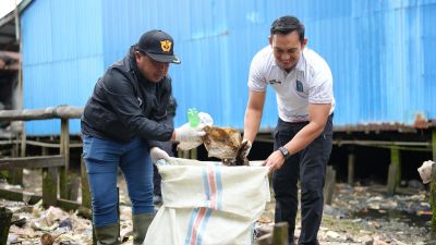 Wawali Agus Haris Pimpin Aksi Bersih-Bersih Pesisir, Ajak Warga Bontang Jadikan Kebersihan Sebagai Budaya