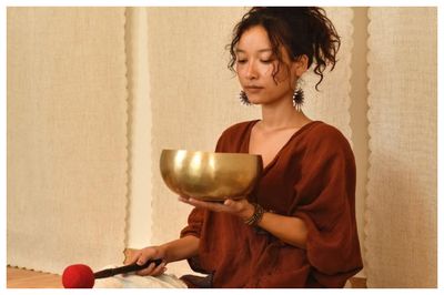 Manfaat Sound Healing yang Kini Sedang Populer, Benarkah Bisa Menenangkan?