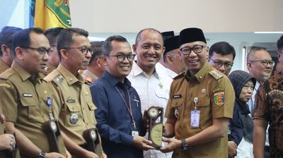 BPS Provinsi Lampung Raih Anugerah Keterbukaan Informasi Publik 2025