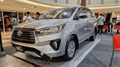 Penjualan Toyota Kijang Innova Reborn Mengungguli Zenix di Pasar Indonesia
