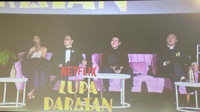 Lupa Daratan: Kisah Aktor Top yang Mendadak Tak Bisa Akting di Film Baru Ernest Prakasa