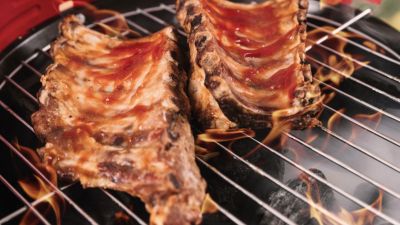 Tips Aman Menikmati Barbeque di Malam Tahun Baru