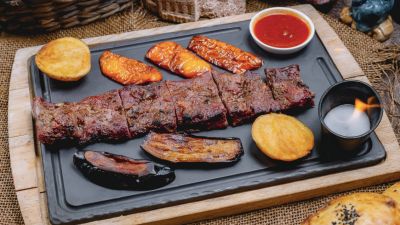 Menyusun Menu Pesta Rumah yang Menggugah Selera
