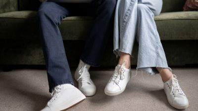 Pemilihan Sepatu: Menyempurnakan Gaya dan Penampilan Sehari-hari