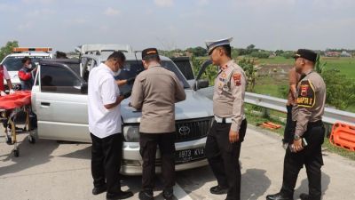Empat Korban Tewas Diduga Akibat Keracunan Gas di Tol Pejagan-Pemalang
