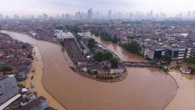Proyek Normalisasi Kali Ciliwung: Anggaran dan Tantangan di Balik Layar